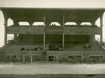 The King George Memorial Stand at Henson Park in 1936.