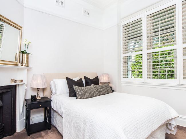 A bedroom from 99 Ourimbah Road Mosman