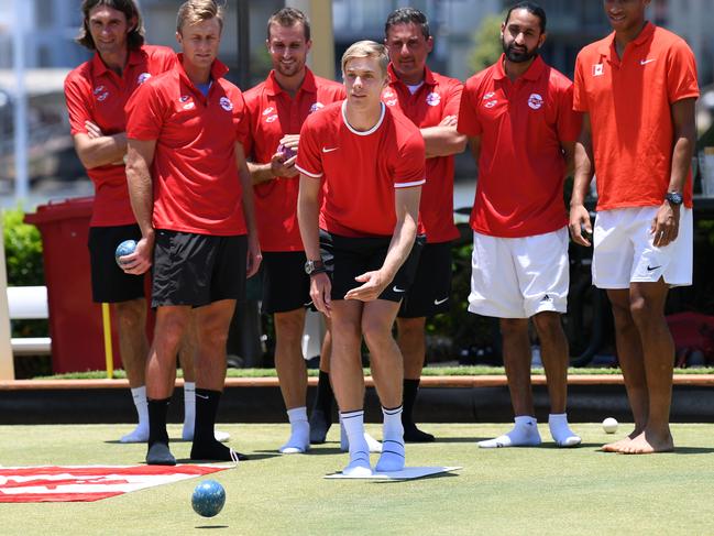 Shapovalov plays lawn bowls in Brisbane with the rest of Canada’s ATP team. Picture: AAP