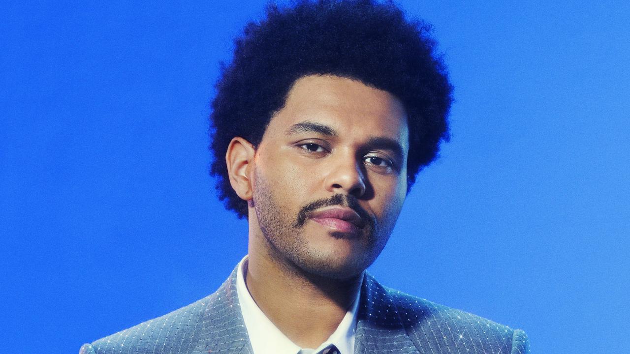 The Weeknd Ditches Red Suit And Bandages On His Face For The First Time On  A Red Carpet In Over A Year