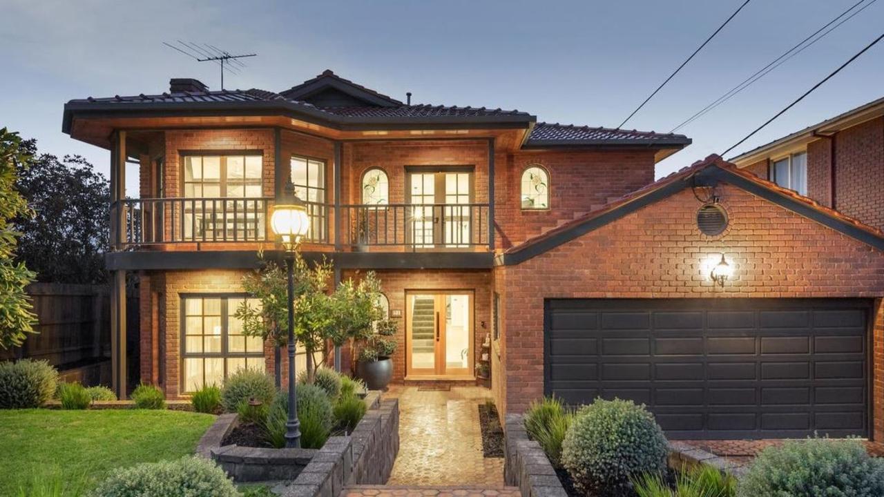 21 Eric Ave, Templestowe Lower has a $1.75m-$1.85m price, with sellers expected to fetch almost two per cent more than anticipated.