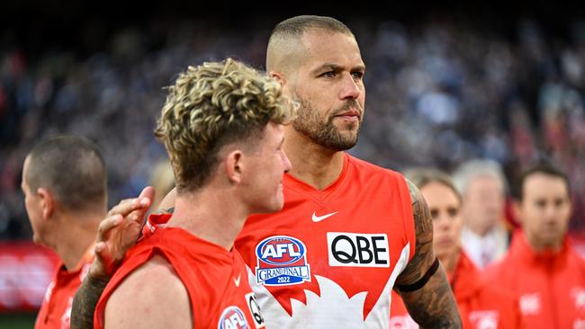 Buddy with young gun Chad Warner. Photo by Daniel Carson/AFL Photos via Getty Images