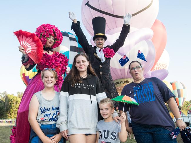 Parramatta City Council is giving more than 350 locals the chance to ride in hot air balloons on Australia Day.