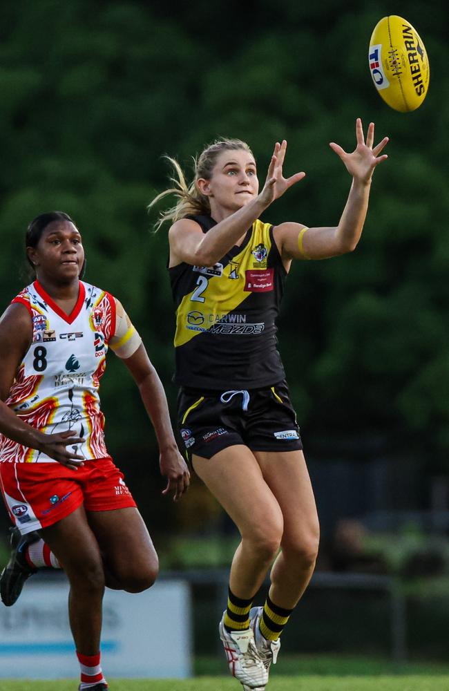 Sophie Hatzismalis playing for the Nightcliff Tigers in the 2024-25 NTFL season. Picture: Celina Whan / AFLNT Media