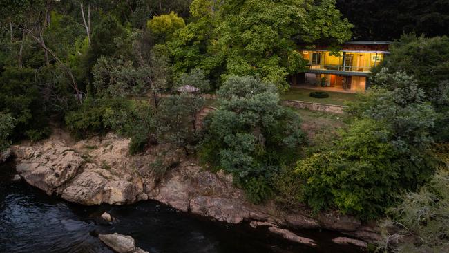 17. Rockpool Lane, Buckland. <a href="https://www.realestate.com.au/news/buckland-midcentury-house-like-fallingwater-sells/?rsf=syn:news:nca:hs:spa" target="_blank">Last sold for undisclosed sum in July 2021</a>, after being advertised for $2.5m.