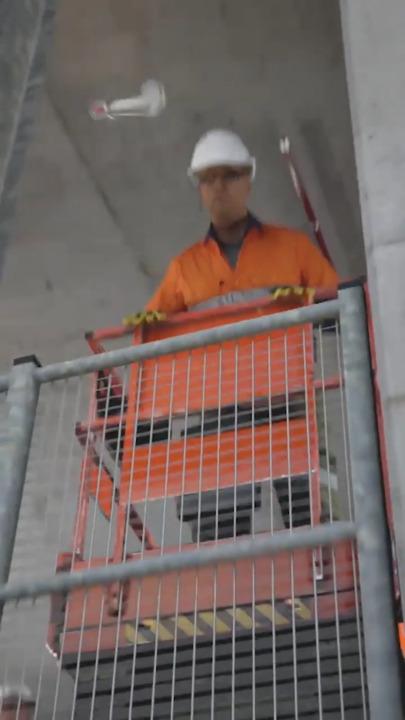 Sprinkler dropped from Melbourne tower highlights construction dangers