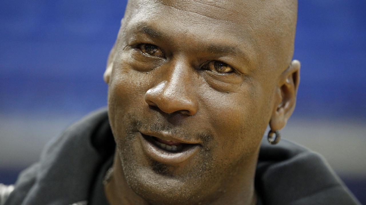 Hurricane Dorian: Michael Jordan pledges $1m as death toll climbs ...