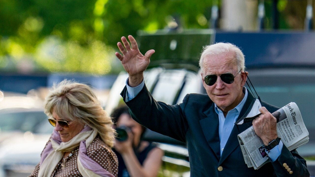 The Bidens Welcome A New Puppy To The White House | News.com.au ...