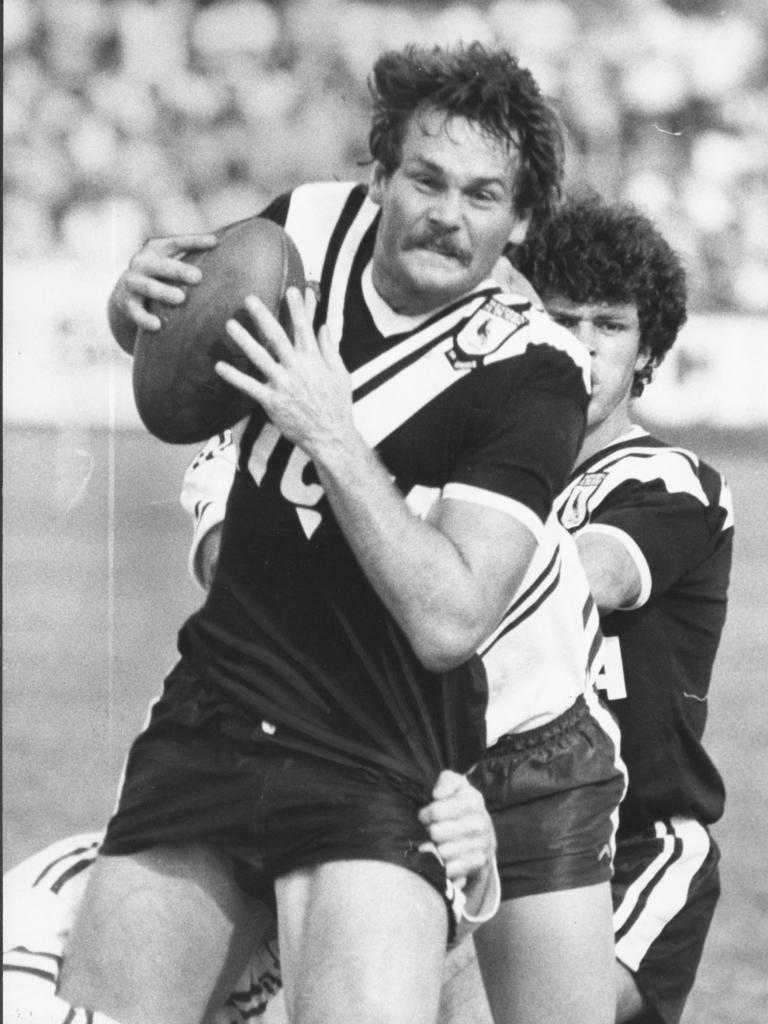 Former NSW and Wests Magpies star Bob Cooper has passed away, after a battle with cancer.