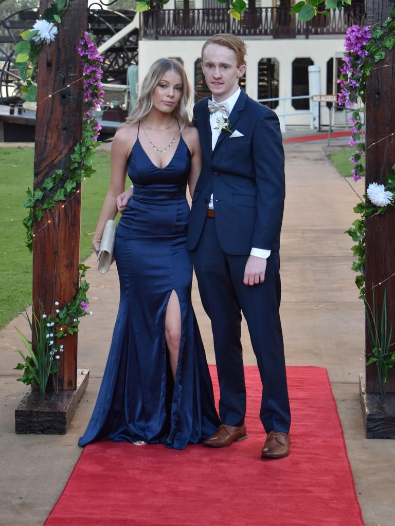 Mannum Community College students enjoyed their school formal at The Murray Princess on June 18. Picture: Michelle Mitchell. Mannum Community College.