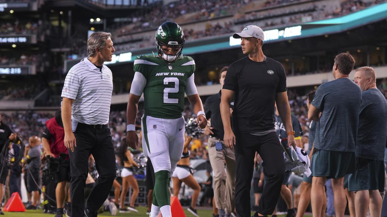 Eagles vs. Jets score: Jalen Hurts shines, but New York rallies to win  despite losing Zach Wilson to an injury 