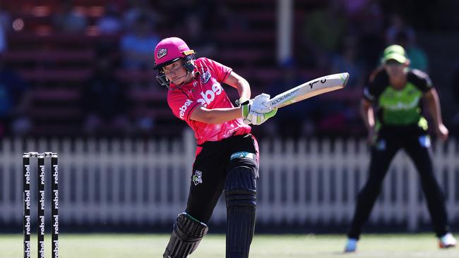 Alyssa Healy in action for the Sixers at North Sydney Oval. Picture: Brett Costello