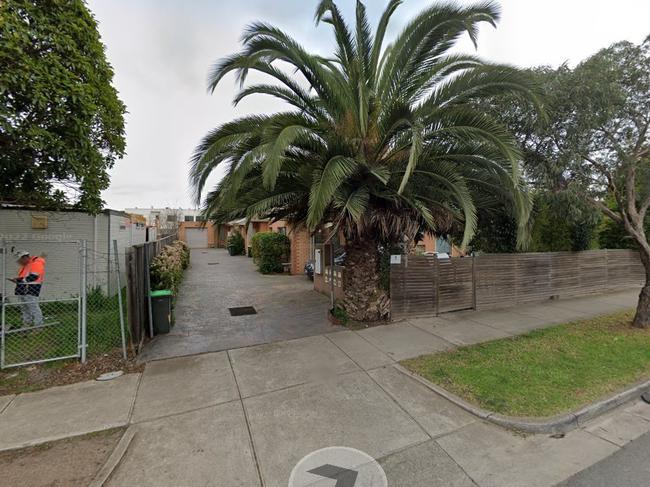 Firefighters rushed to a shed fire  on Hartington St in Glenroy. Photo: Google Maps.