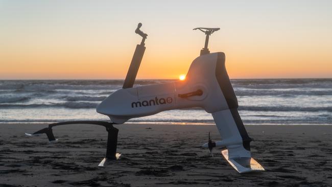 The Hydrofoiler XE-1 electric water bike by New Zealand startup Manta5.