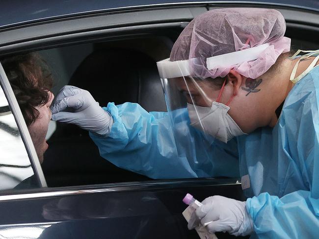 CANBERRA, AUSTRALIA NewsWire Photos AUGUST 15, 2021:  Canberra is in a snap seven day lockdown. COVID Testing continues at ACT Health facilities in Canberra.Picture: NCA NewsWire / Gary Ramage