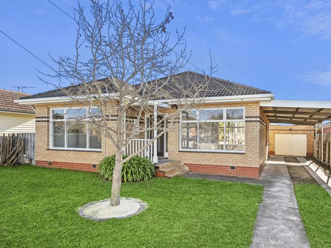 22 Kalimna St, Hamlyn Heights, goes to auction on July 27.