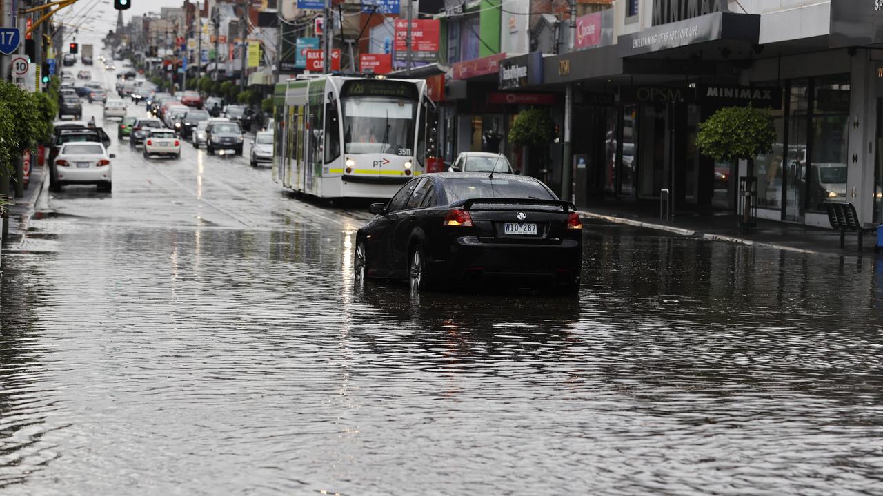 Severe thunderstorm across Melbourne and Victoria Flooding, hail