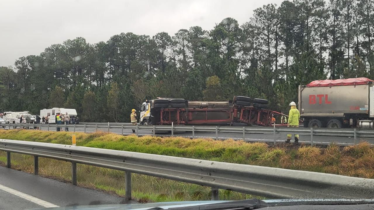 Bruce Hwy crash Truck rollover impacts northbound Sunshine Coast