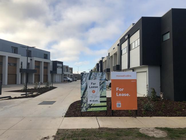 Unit rents rose 21 per cent in South Geelong this year. For lease signs in Geelong.