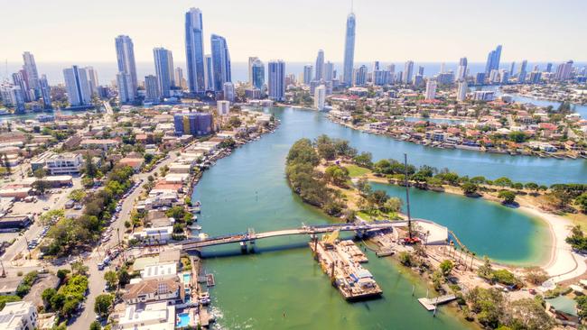 Pedestrian bridges are being spruiked as an environmentally-friendly congestion buster.