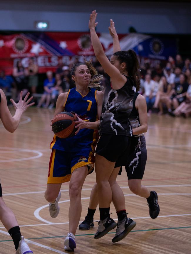 Michelle Ellis came up with a whopping 22 rebounds in her team’s 60-56 win over Lightning in Round 1 of the Darwin Basketball Women’s League. Picture: Glenn Campbell