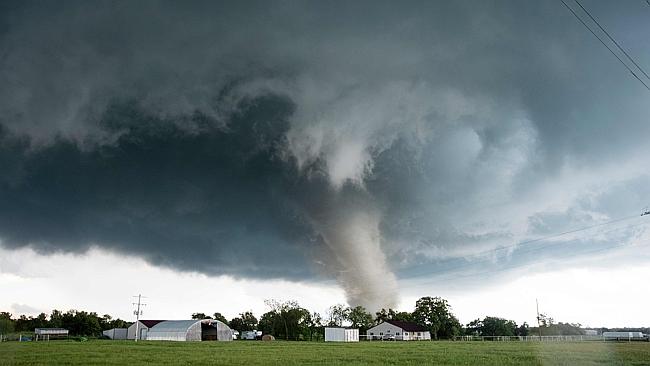 Storms Chasers: One Of The World’s Most Dangerous Jobs 