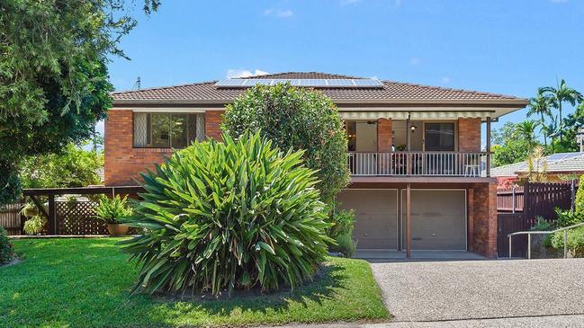 3pm – 23 Petmar St, The Gap – Peter Burgin