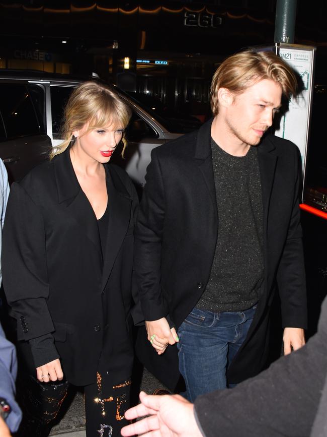 Taylor Swift and Joe Alwyn in 2019. (Photo by Robert Kamau/GC Images)