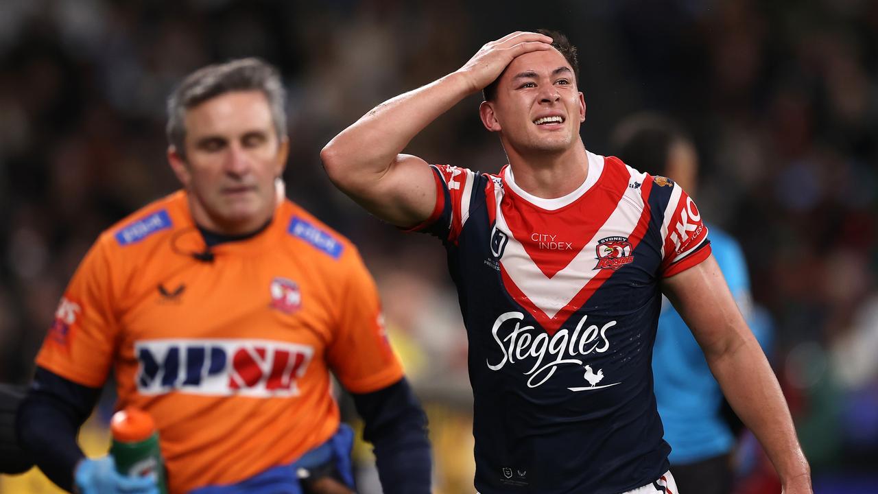 SYDNEY, AUSTRALIA - SEPTEMBER 02: Joseph Manu of the Roosters reacts after a calf injury during the round 25 NRL match between the Sydney Roosters and the South Sydney Rabbitohs at Allianz Stadium on September 02, 2022, in Sydney, Australia. (Photo by Mark Kolbe/Getty Images)