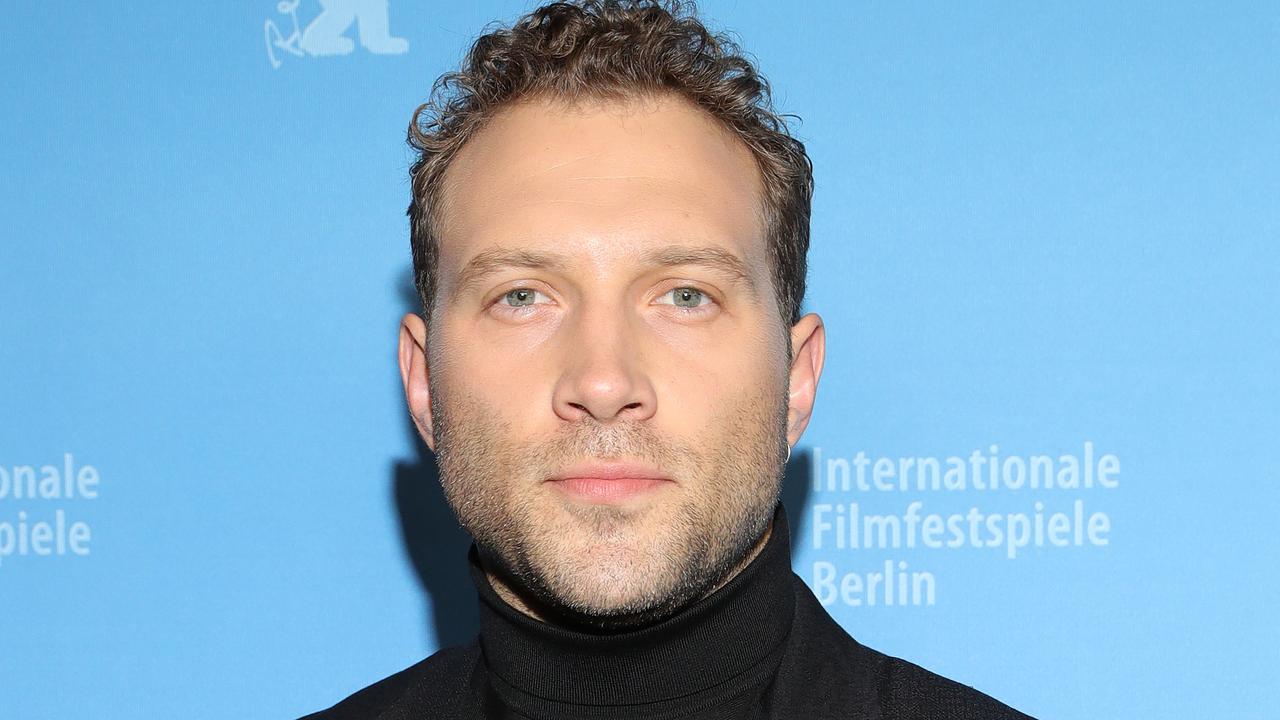 Jai Courtney Actor Reveals Why He Let Margot Robbie Tattoo Him Stellar Daily Telegraph 5067