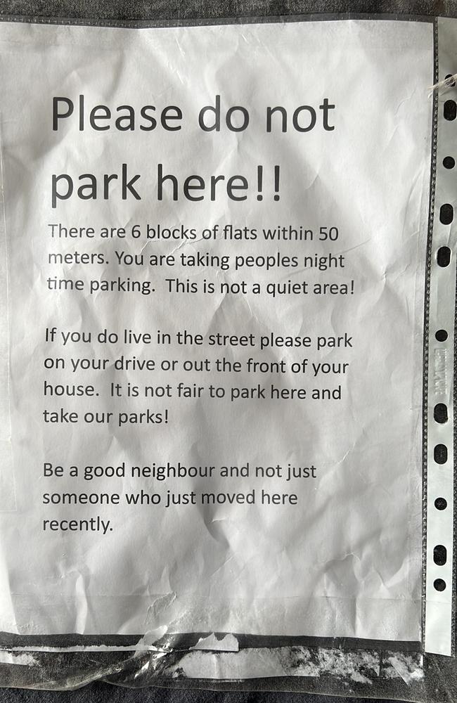 The neighbour responded with a note of their own. Picture: News.com.au