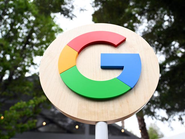 The US Justice Department and several states have requested a federal court to force Google to sell its Chrome web browser and potentially its Android operating system, as part of efforts to address its monopoly online.