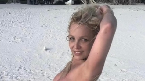 Britney Spears disrobes on holiday.