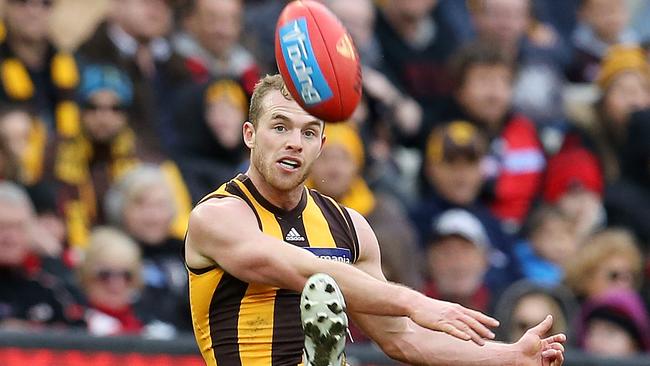 Can anyone stop Tom Mitchell in the Brownlow Medal race? Picture: Michael Klein