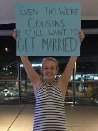 One of Robyn’s hilarious greeting signs for her boyfriend. Picture: Two World Wanders