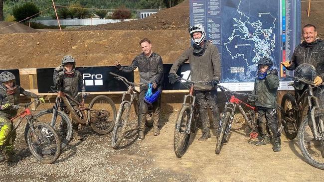 Chris Hemsworth with his sons and friends at Maydena Bike Park. Photo: @chrishemsworth/Instagram