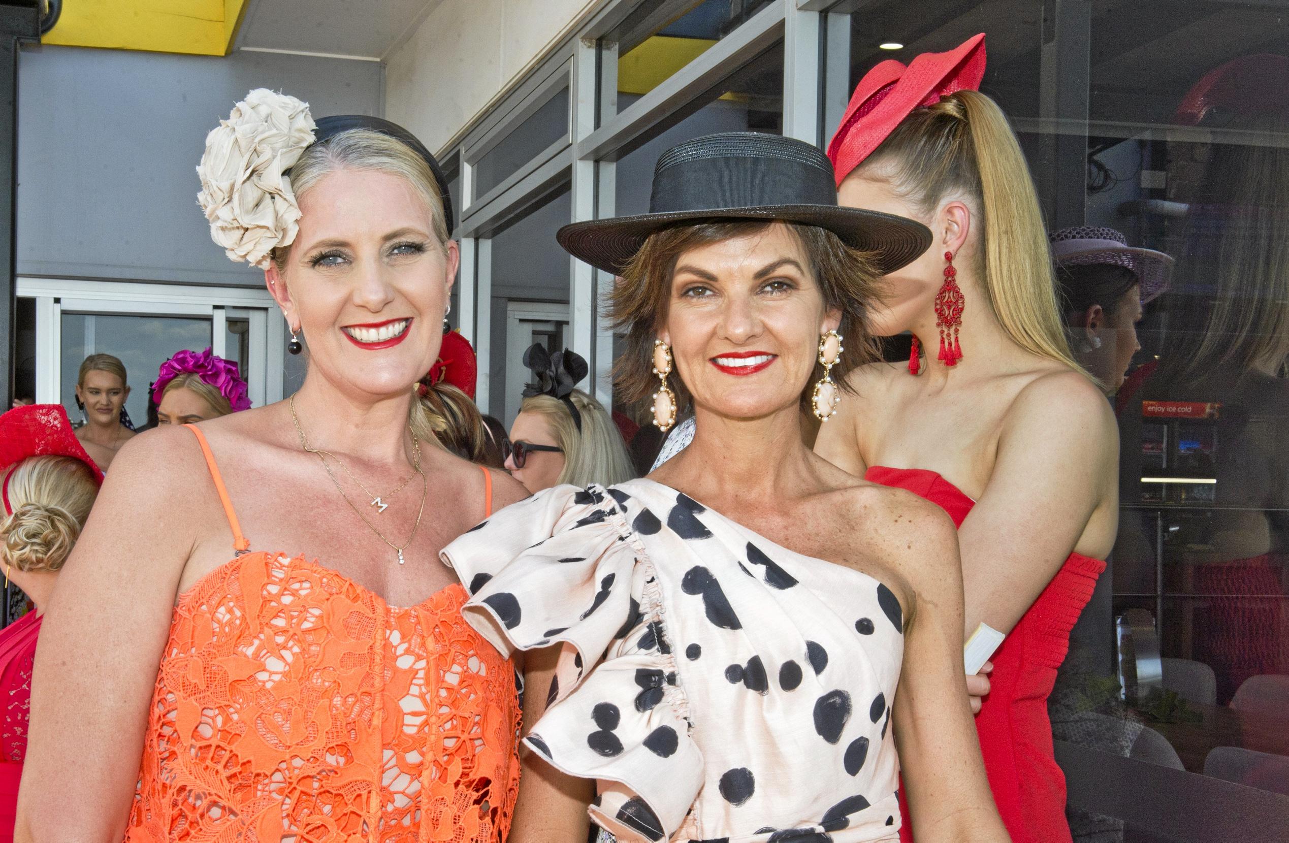 ( From left ) Melinda Wendland and Leesa Siebenhausen. Melbourne Cup Day at Clifford Park. Wednesday, 3rd Jan, 2018. Picture: Nev Madsen