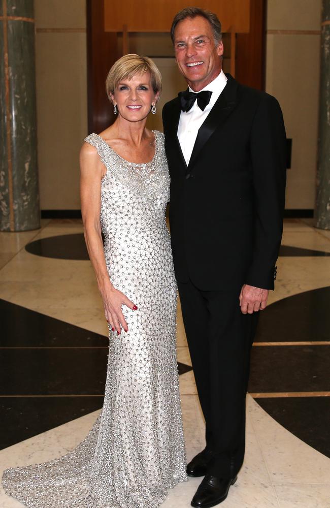 Politicians Glam Up For Midwinter Ball 