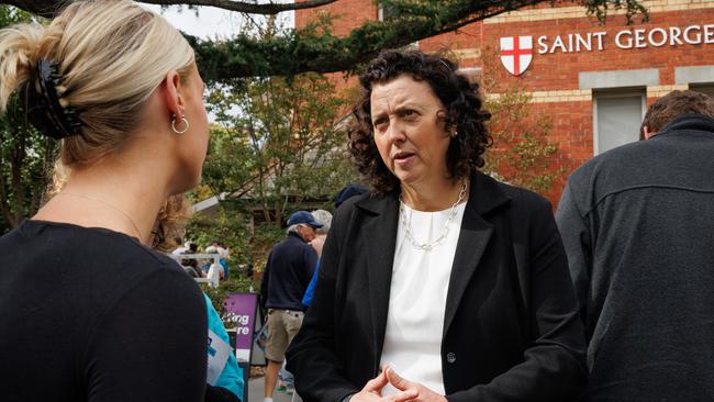 Monique Ryan campaigning outside an early voting centre at St George Hall in Malvern. Picture: Nadir Kinani