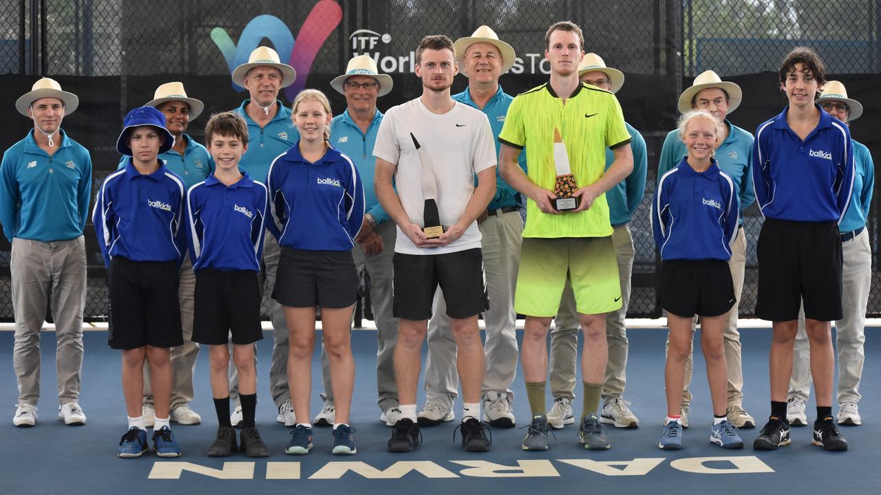 Blake Mott (left) and Jake Delaney following the match alongside all the local ball-kids and officials who helped out at the NT International, September 24, 2023. Photo: Emily Ooms-Webb.