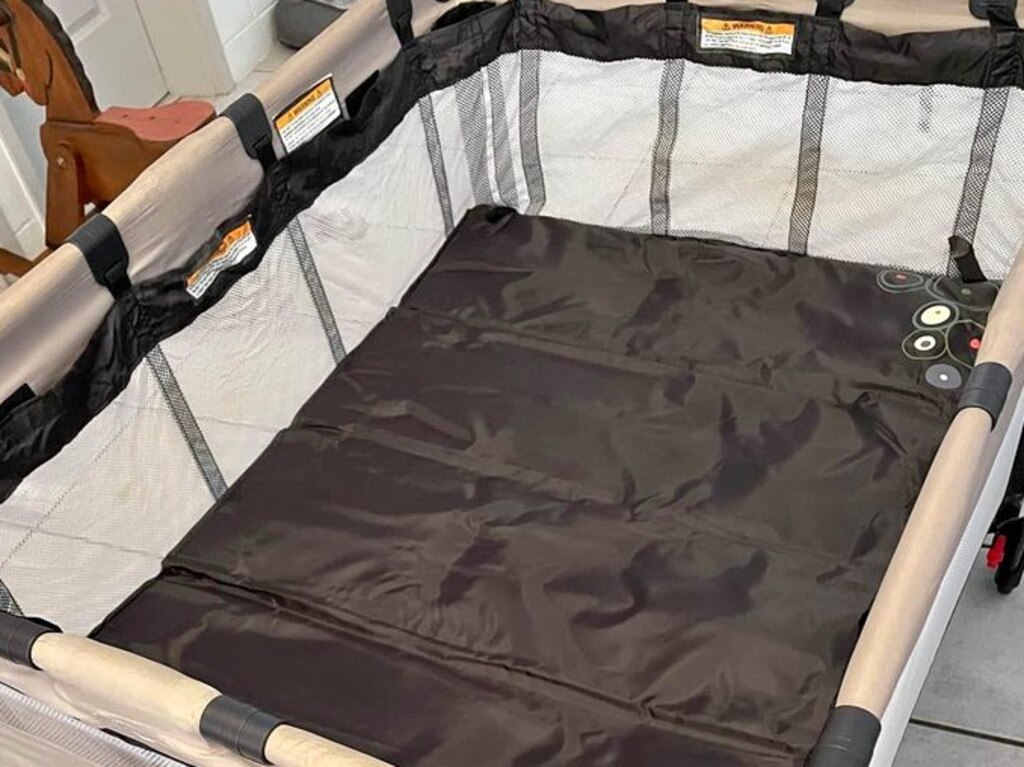 3-in-1 baby cot