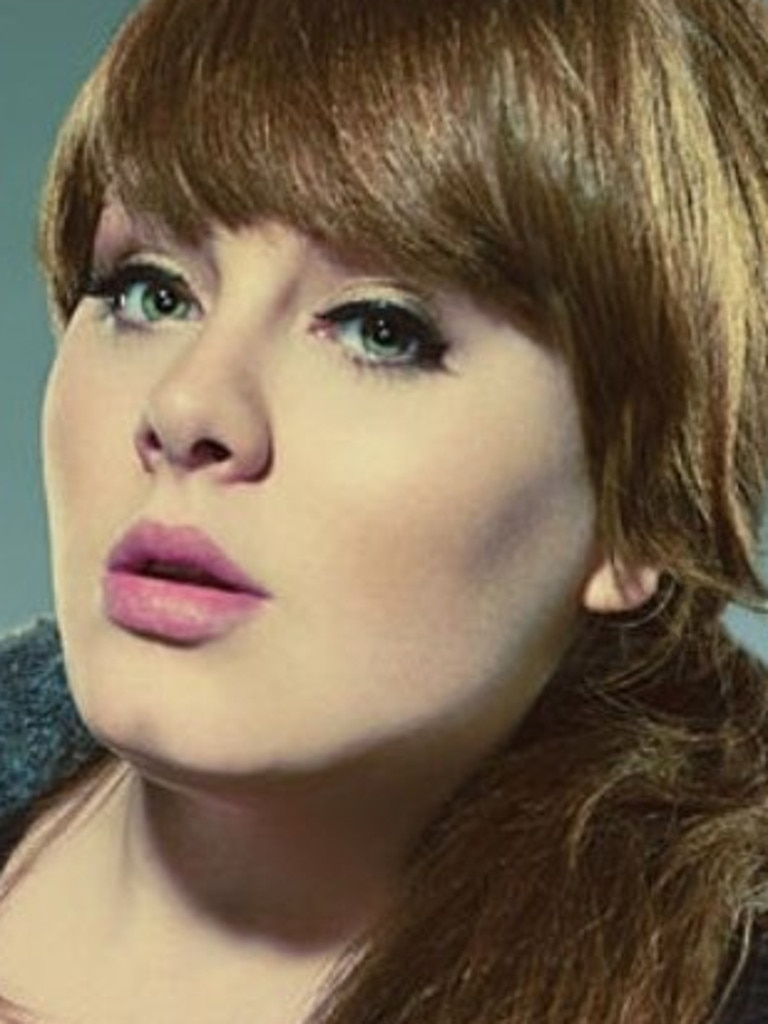 Adele in a 2008 SNL promo pic.