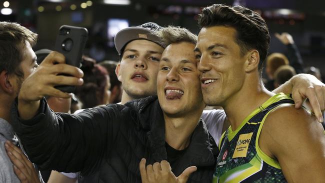 Signatures, selfies and shopping centre chats … Dylan Shiel has realised that life as an AFL player is very different in Melbourne than Sydney. Picture: AAP