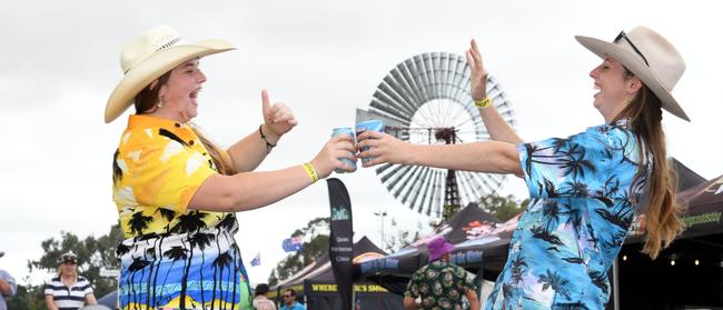 Petria Okkonen and her sister Laynae Okkonen, from Cooyar. Meatstock Festival, Toowoomba showgrounds. April 2022