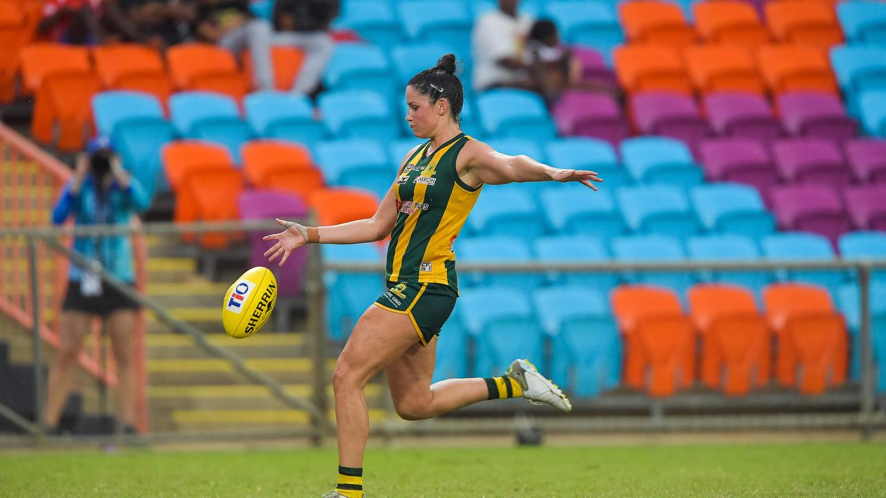 Waratah vs PINT in the 2022-23 NTFL womenÃ•s grand final. Picture: PEMA TAMANG Pakhrin