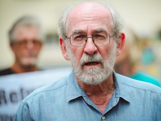 BRISBANE, AUSTRALIA - NCA NewsWire Photos - 18 March, 2024: Refugee Advocate Ian Rintoul speaks before an  inquest into the death of Sudanese refugee Faysal Ishak Ahmed, who died en route to hospital in Australia following a fall on Manus Island in 2016.Picture: NCA NewsWire / Glenn Campbell