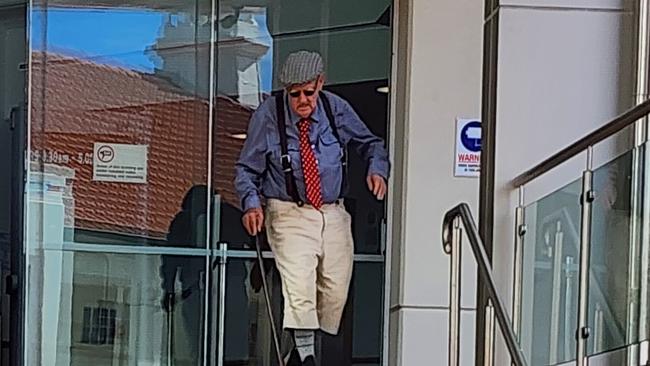 Peter Brenden Shelley leaving Rockhampton Courthouse. Picture: Aden Stokes