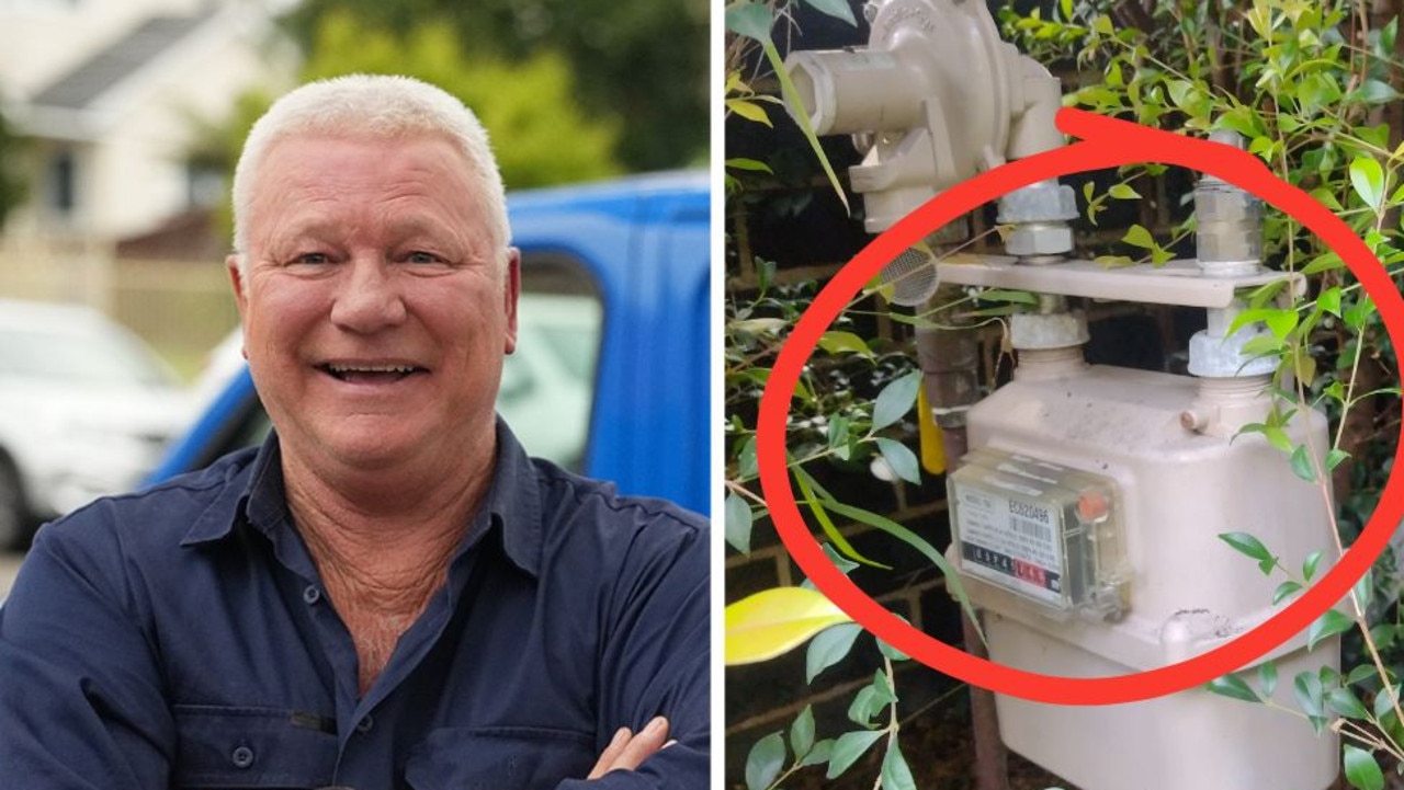 Block host reveals sure sign home is hiding damage