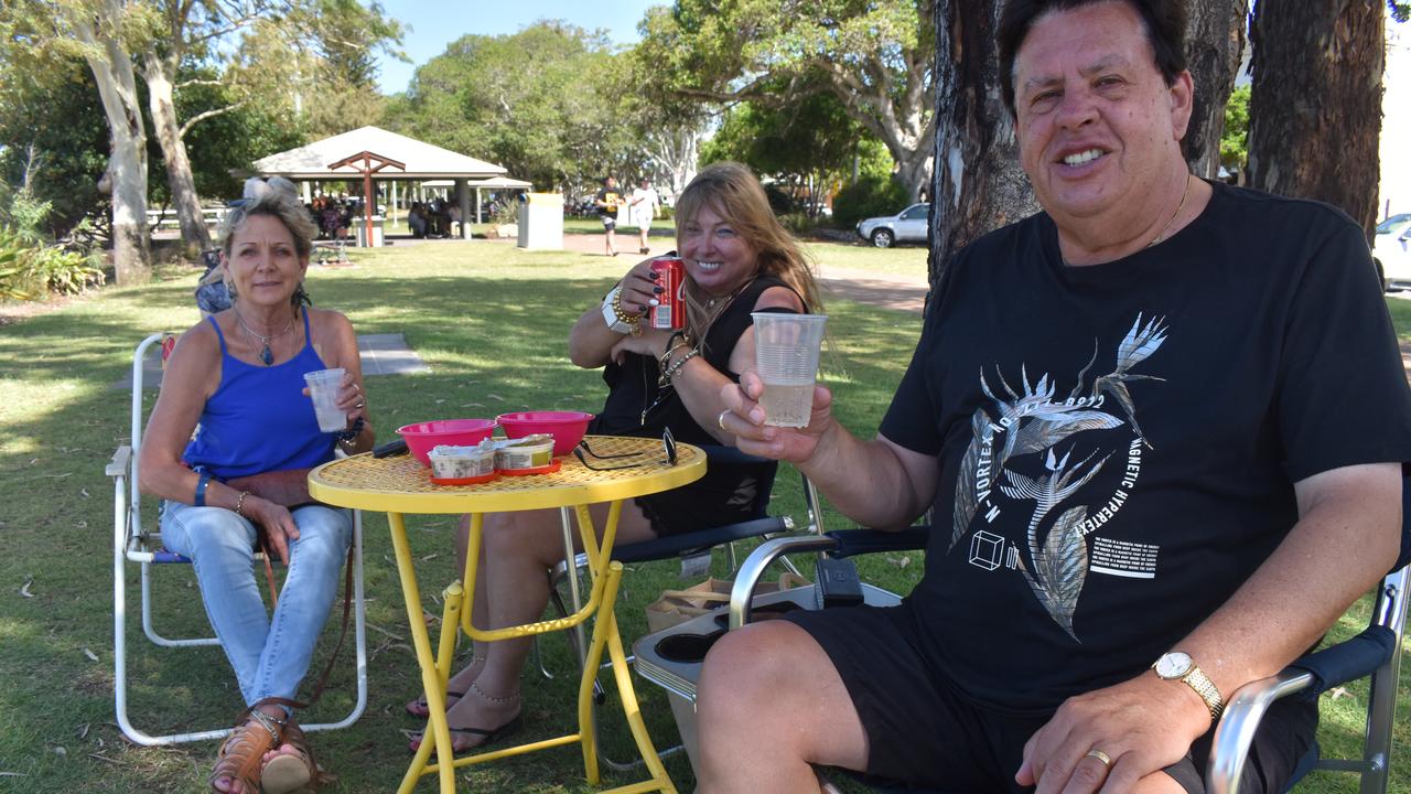 (L) Susie Newhall, Fiona Spark and Geoff Spark relax during Australia Day 2021. Photo: Stuart Fast