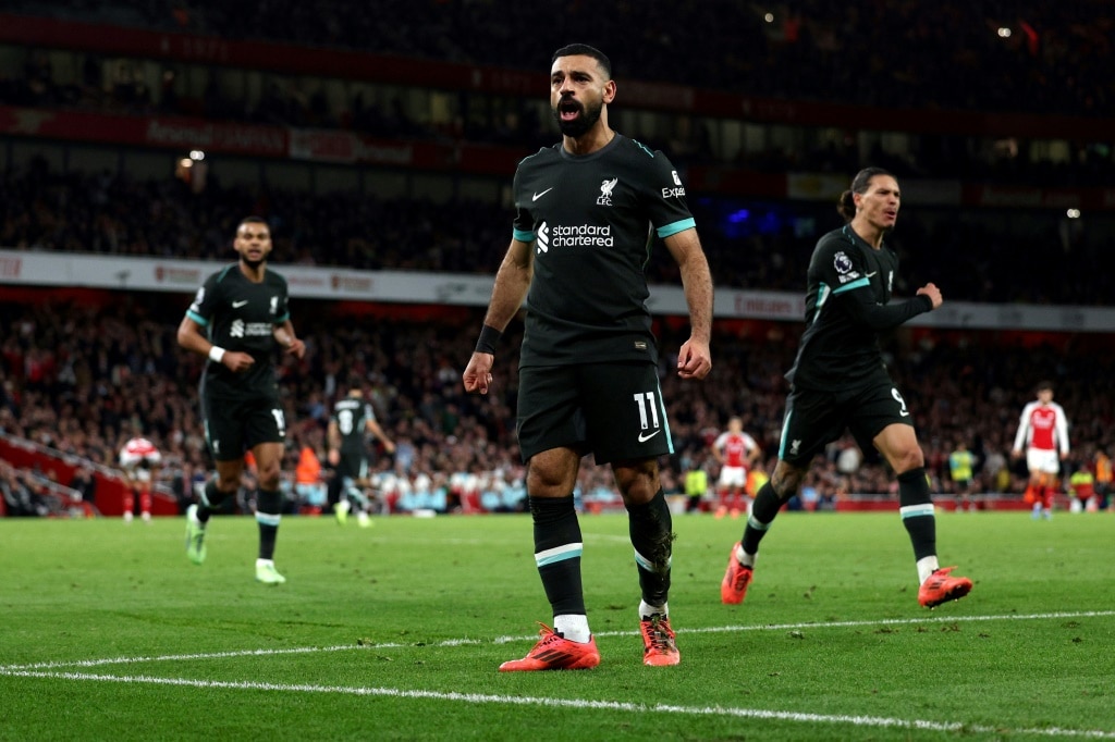 Liverpool hold Arsenal in Premier League title clash, Man Utd beaten